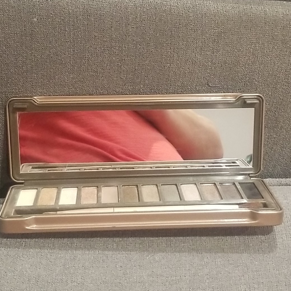 Naked 2 Full sized palette